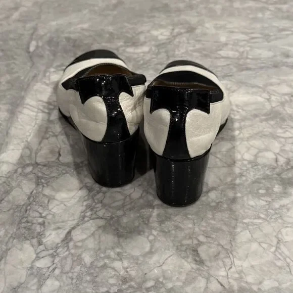 Taryn Rose White Leather Black Patent Wedge Shoes Heals Size 7 / 38 M - Picture 4 of 6